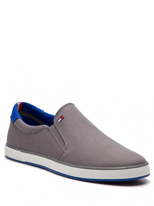 Iconic Slip On Sneak