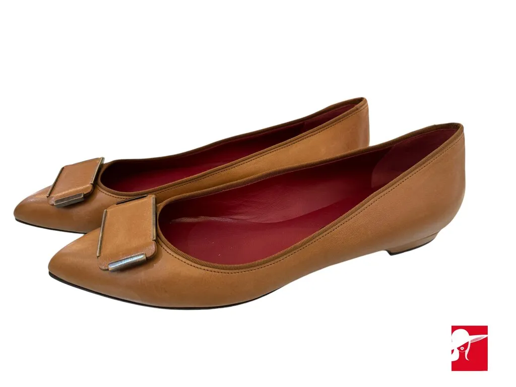 Lanvin Paris pointed flat NEW